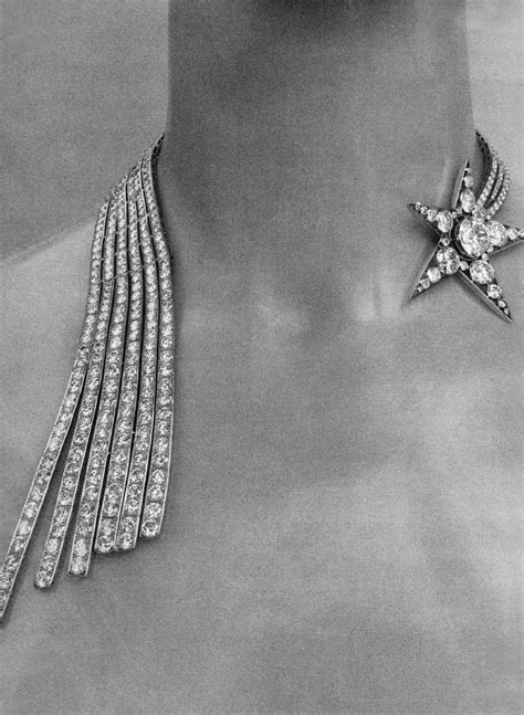 1920's coco chanel jewelry